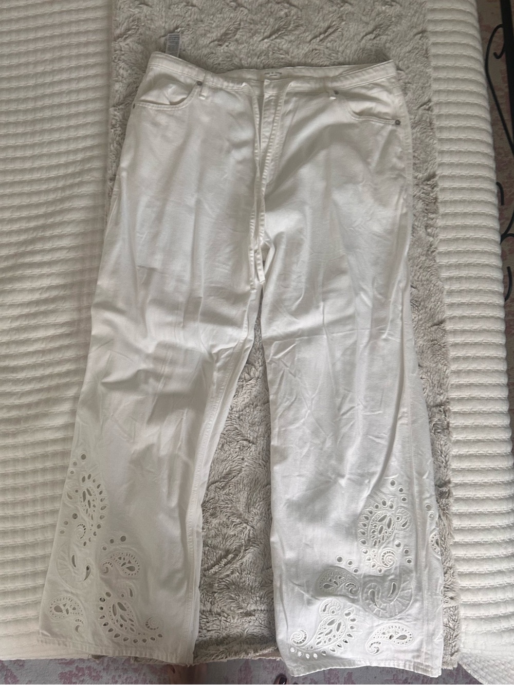rag & bone White Eyelet Wide-Leg Embroidered Pants